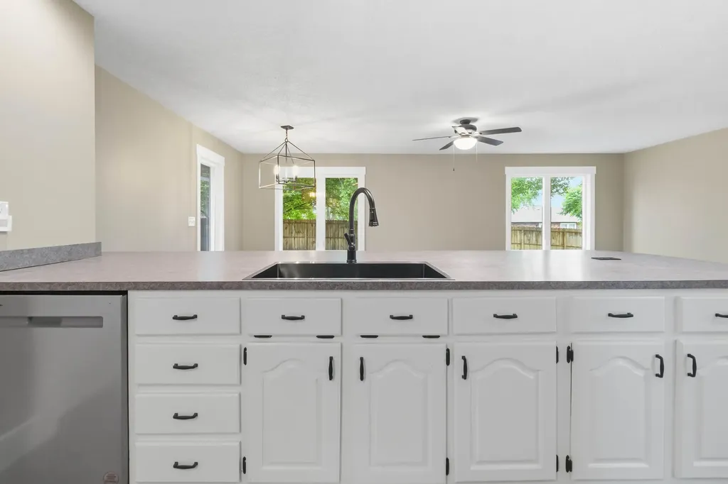 280 Southland Drive London KY 40744