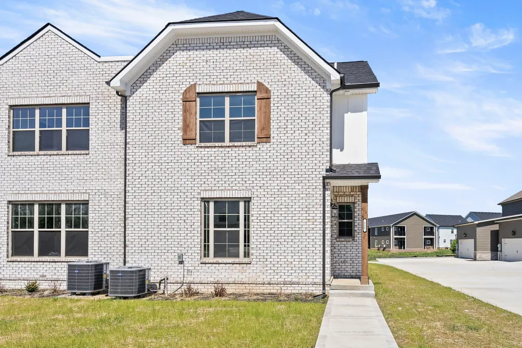 109 Blackberry Lane Georgetown KY 40324