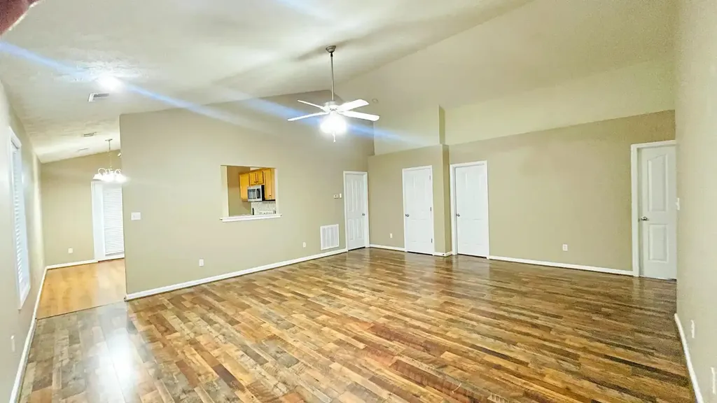 441 Mcconnells Trace Lexington KY 40511