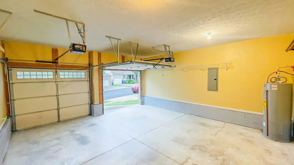 441 Mcconnells Trace Lexington KY 40511