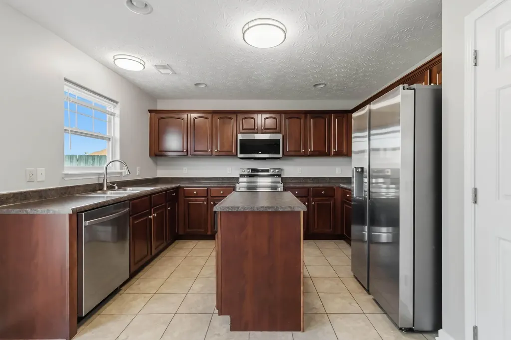 971 Cobble Drive Richmond KY 40475