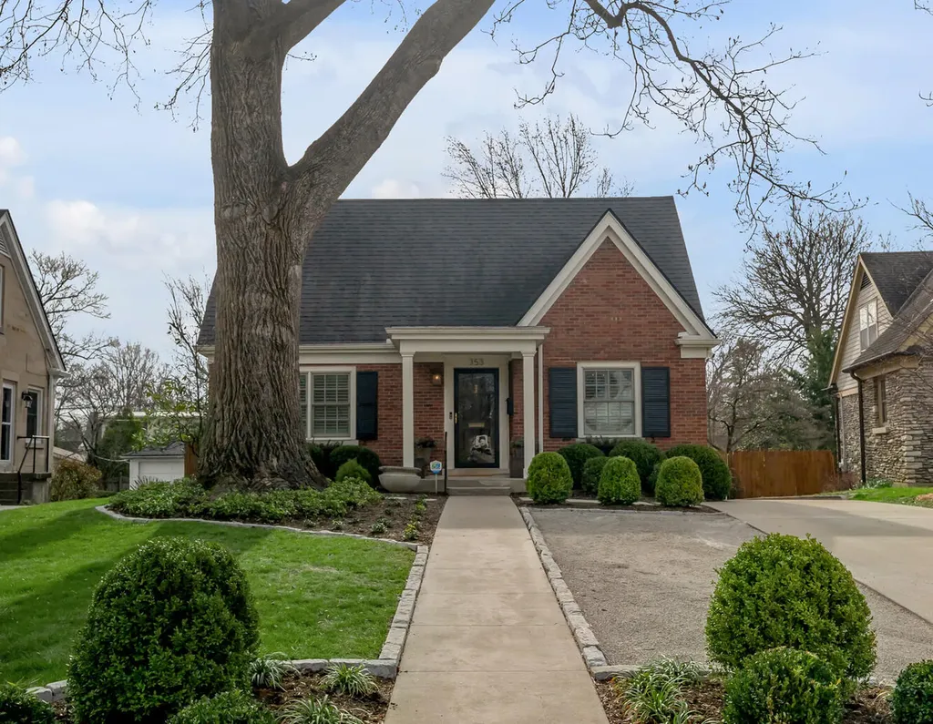 353 Cassidy Avenue Lexington KY 40502
