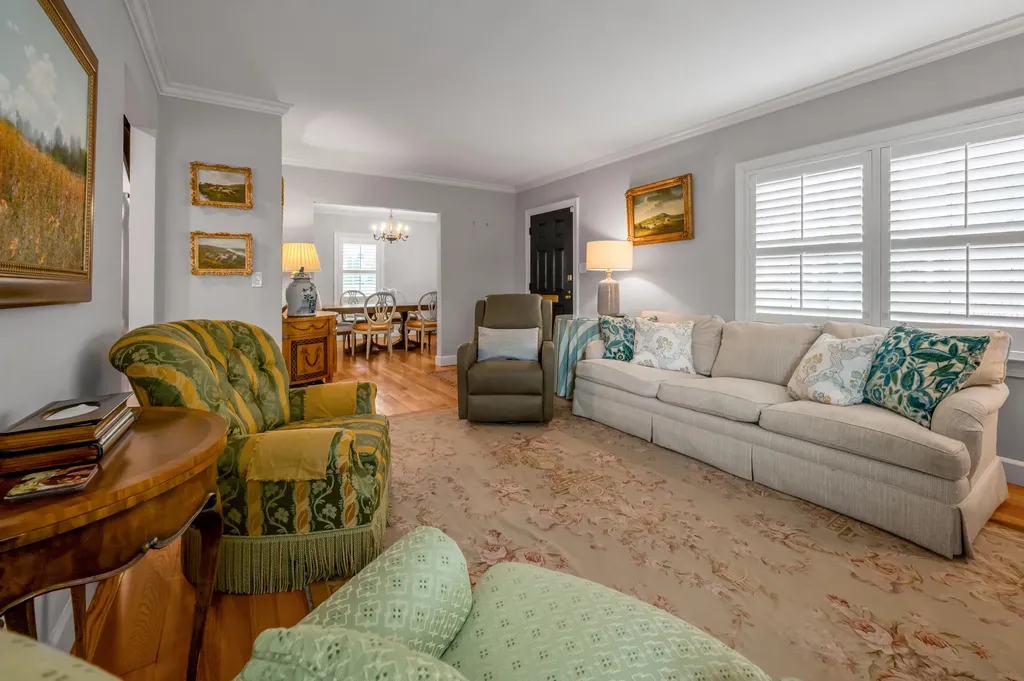 353 Cassidy Avenue Lexington KY 40502