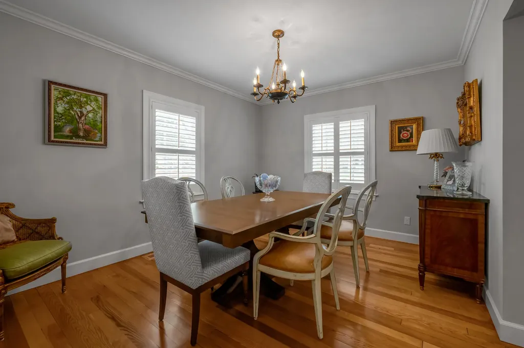 353 Cassidy Avenue Lexington KY 40502