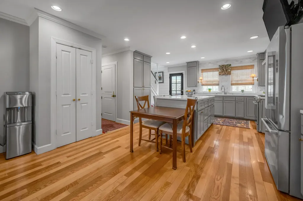 353 Cassidy Avenue Lexington KY 40502
