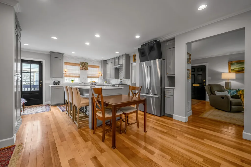 353 Cassidy Avenue Lexington KY 40502
