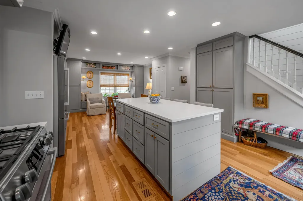 353 Cassidy Avenue Lexington KY 40502