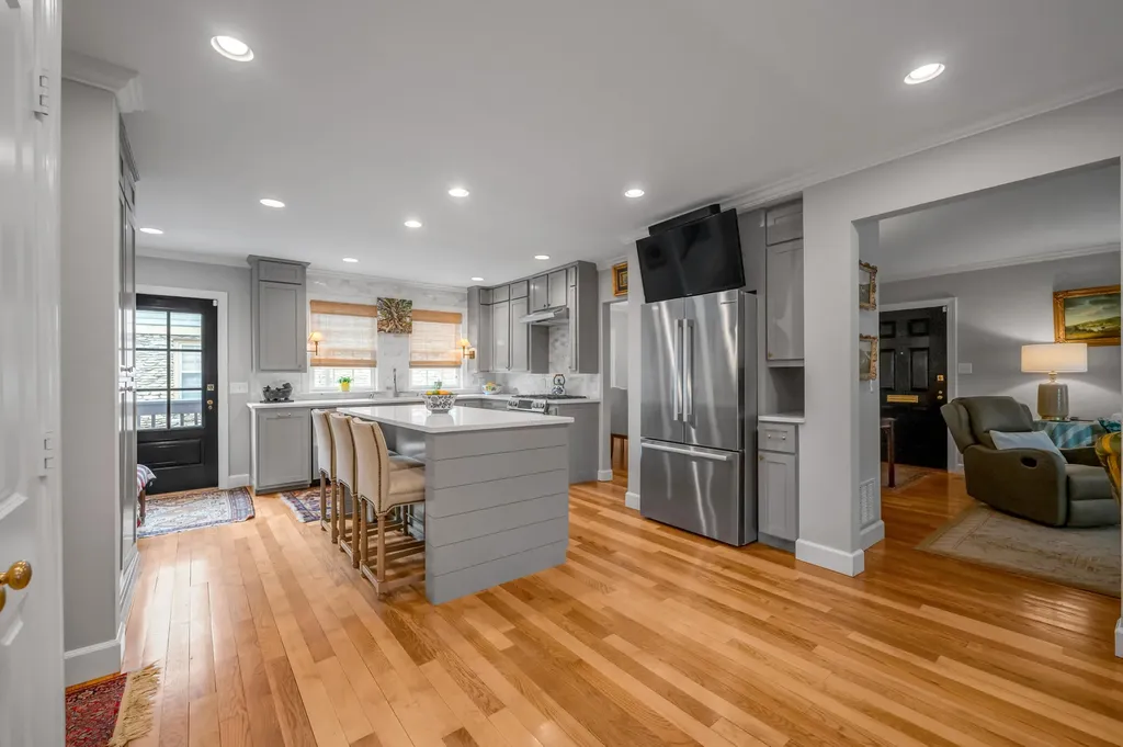 353 Cassidy Avenue Lexington KY 40502