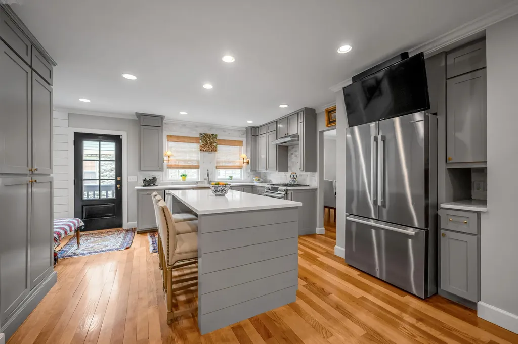 353 Cassidy Avenue Lexington KY 40502
