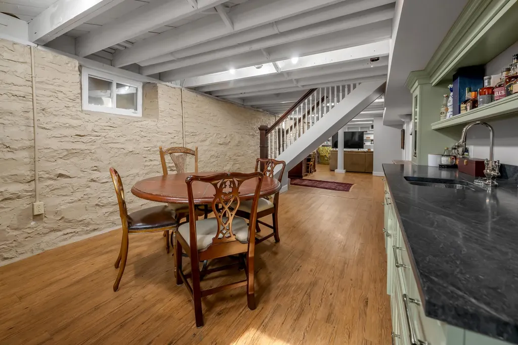 353 Cassidy Avenue Lexington KY 40502