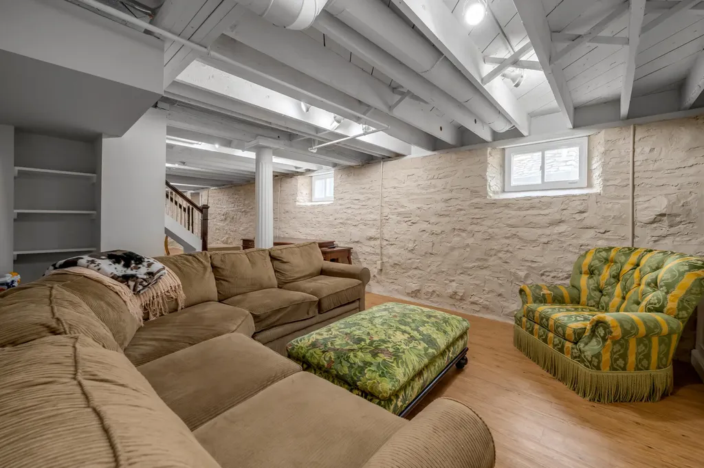 353 Cassidy Avenue Lexington KY 40502
