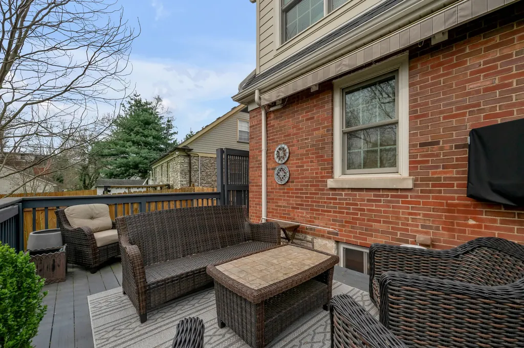 353 Cassidy Avenue Lexington KY 40502