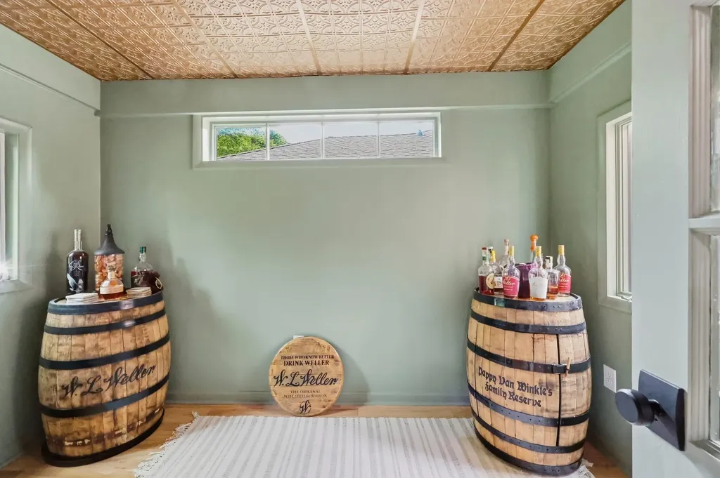 310 Cassidy Avenue Lexington KY 40502