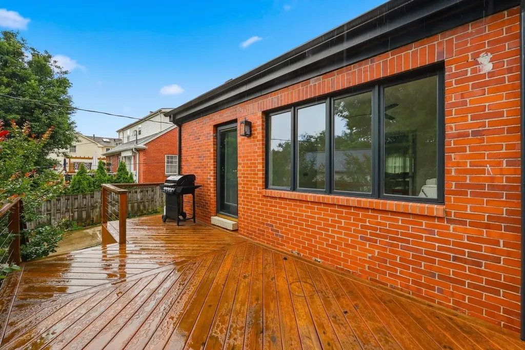 310 Cassidy Avenue Lexington KY 40502