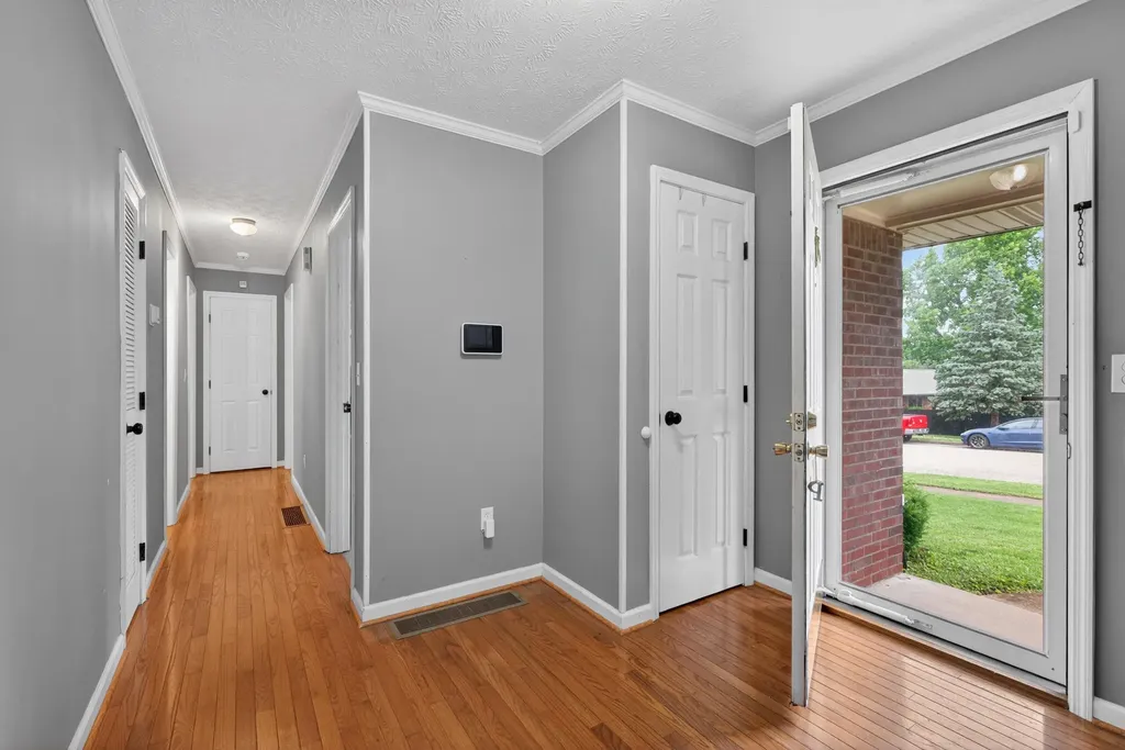 307 Castle Boulevard Paris KY 40361
