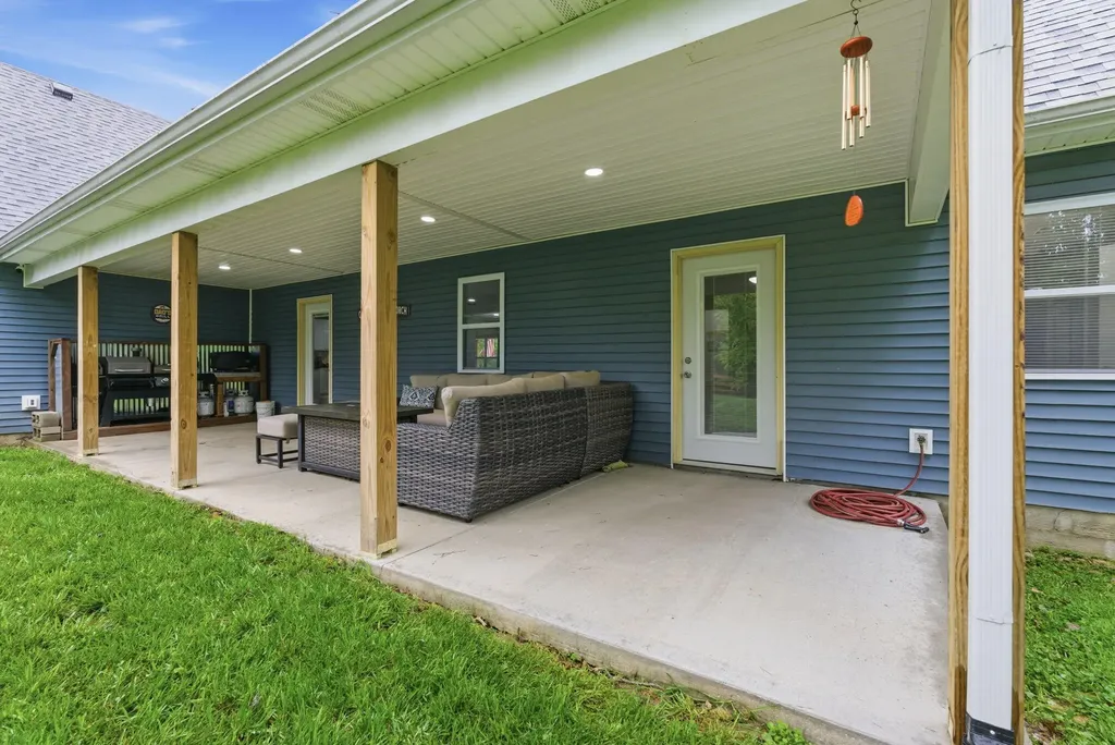 203 Mallard Point Drive Georgetown KY 40324