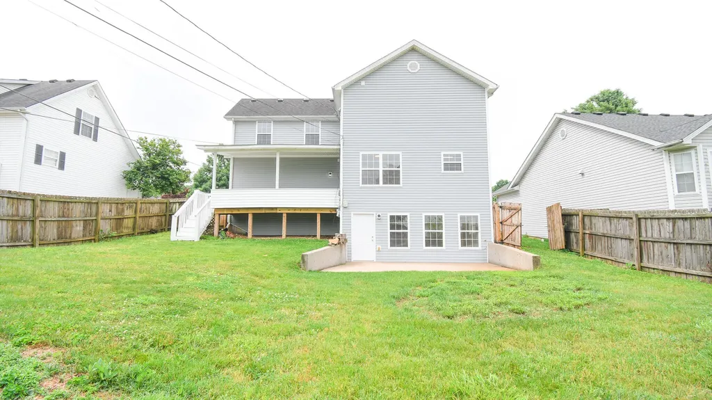 1209 Leathers Lane Frankfort KY 40601