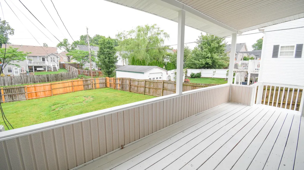 1209 Leathers Lane Frankfort KY 40601