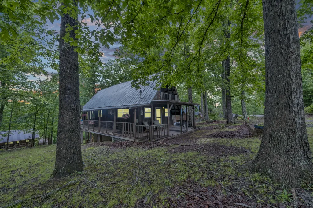 401 Turkey Ridge Road Wellington KY 40387
