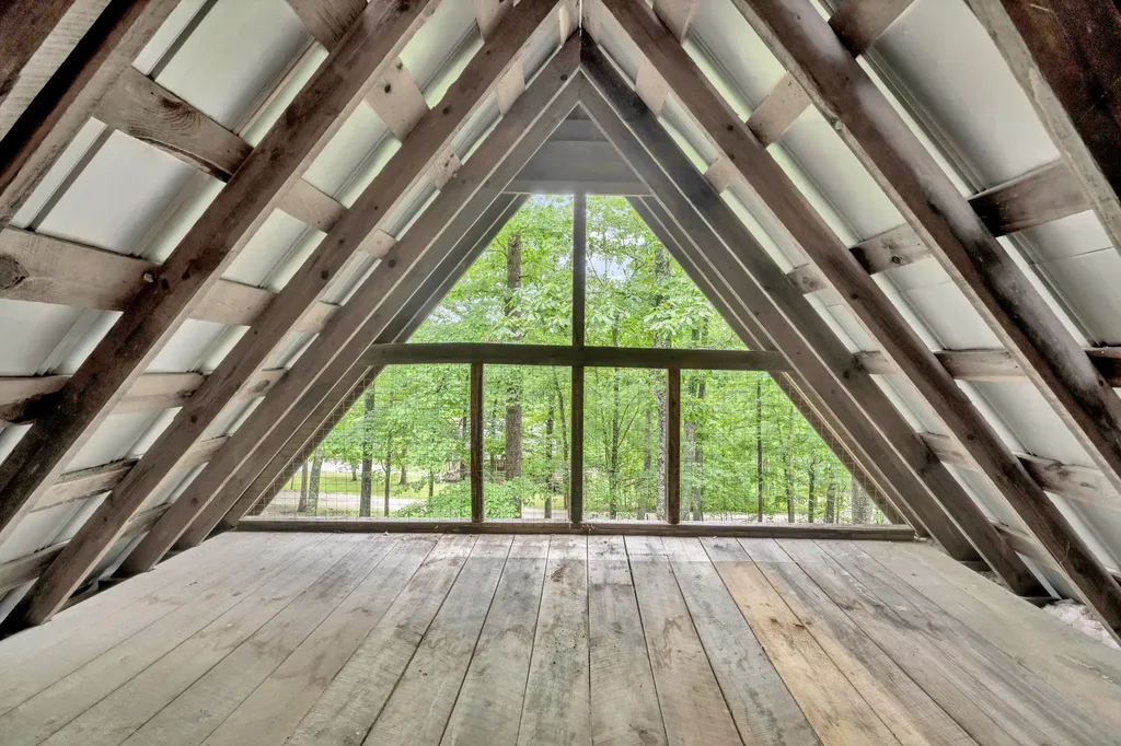 401 Turkey Ridge Road Wellington KY 40387