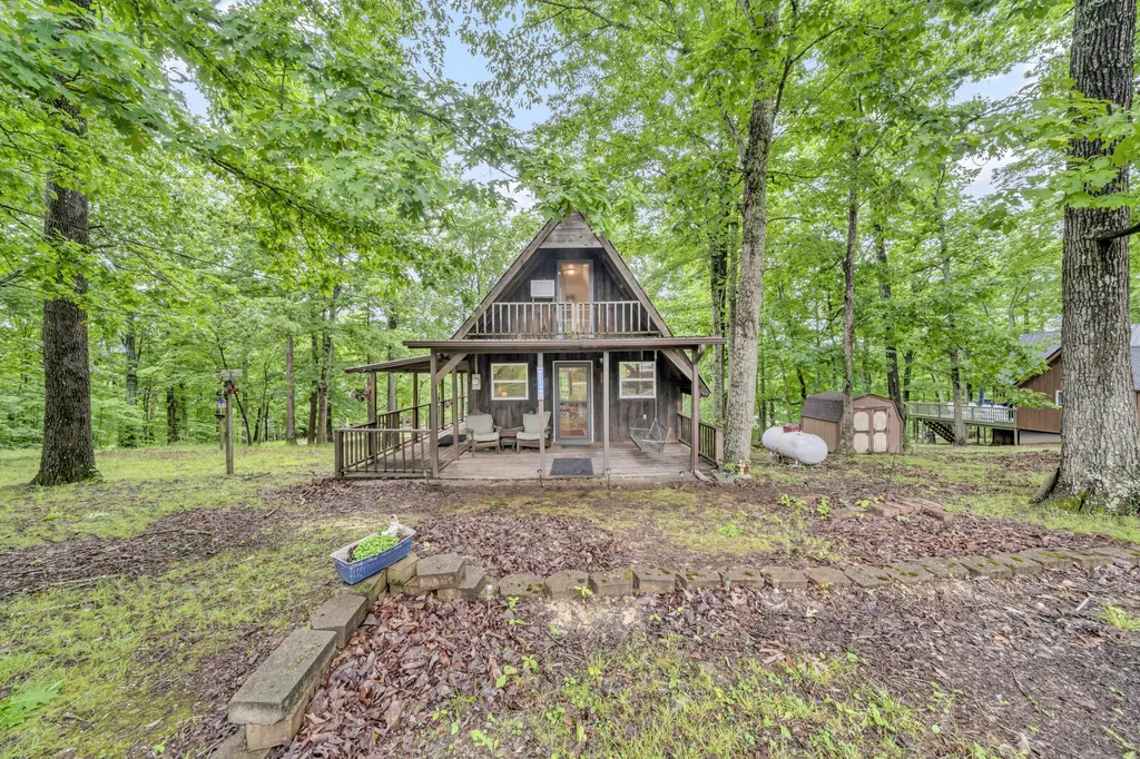 401 Turkey Ridge Road Wellington KY 40387