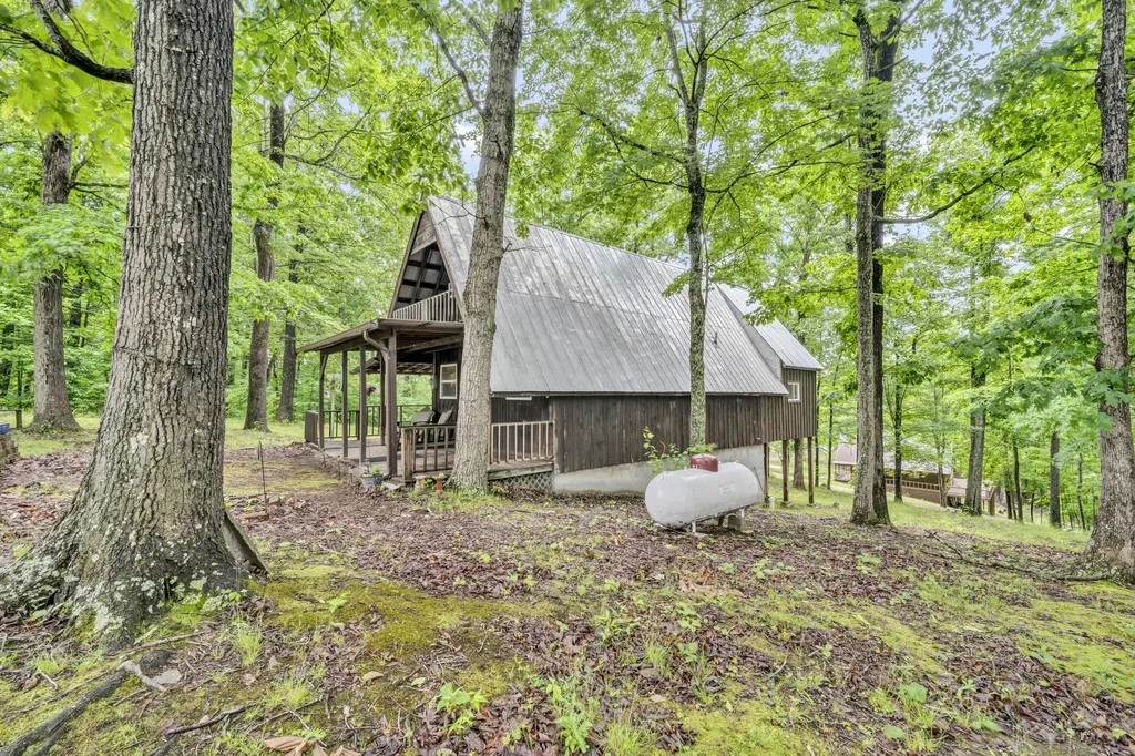 401 Turkey Ridge Road Wellington KY 40387