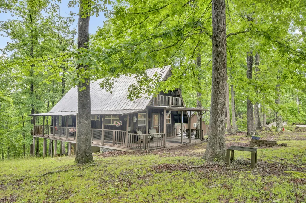 401 Turkey Ridge Road Wellington KY 40387