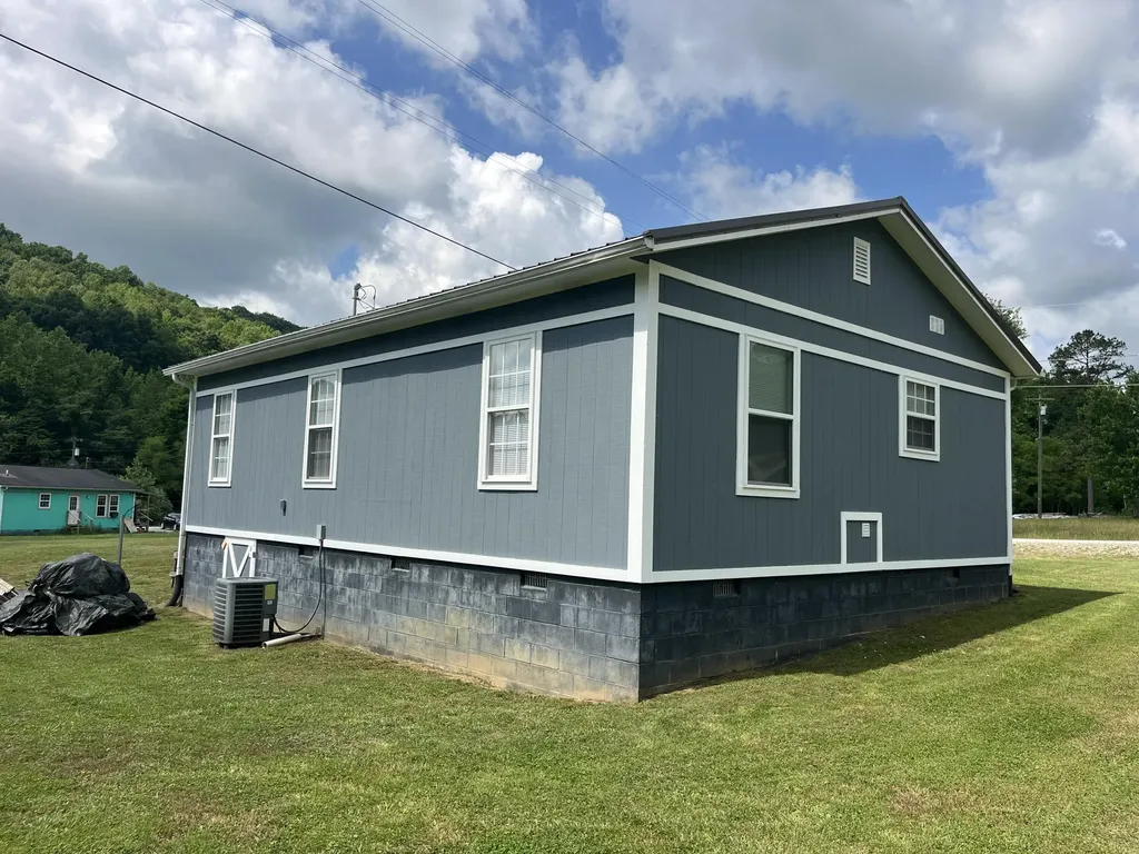 75 Taylor Meadows Road Williamsburg KY 40769