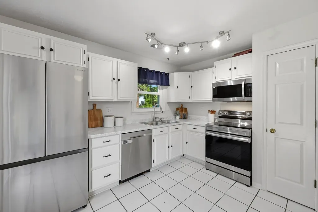 3465 Colonnade Drive Lexington KY 40515