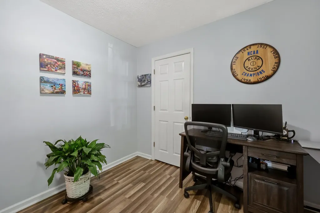 3465 Colonnade Drive Lexington KY 40515