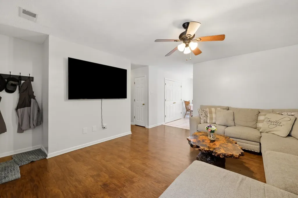 3465 Colonnade Drive Lexington KY 40515