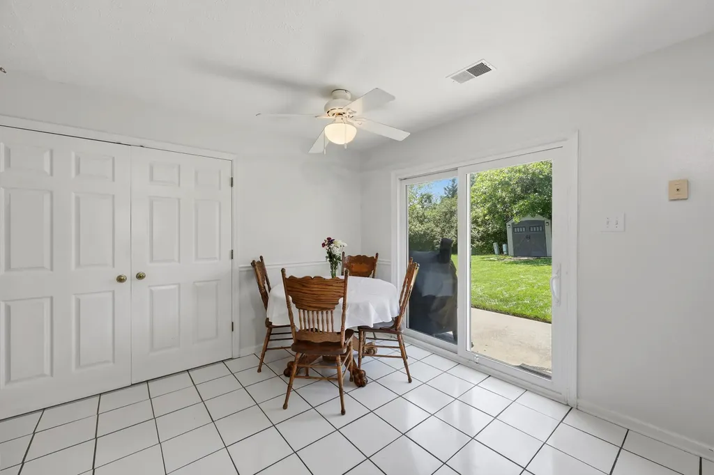 3465 Colonnade Drive Lexington KY 40515
