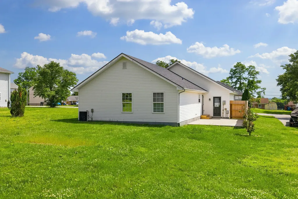 451 Atlee Drive Harrodsburg KY 40330