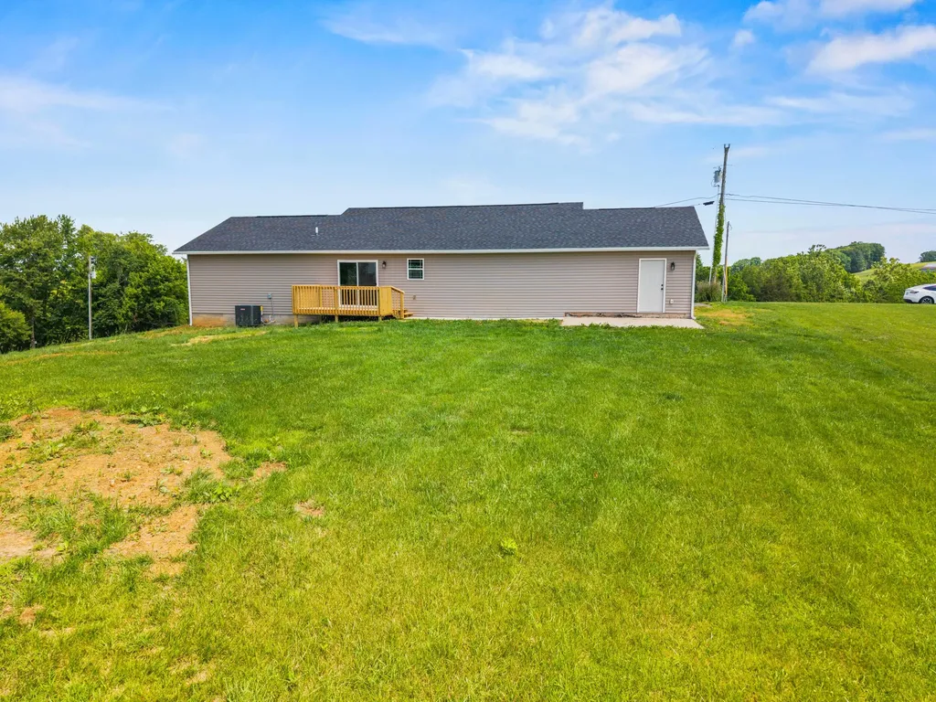 140 Deluca Drive Science Hill KY 42553
