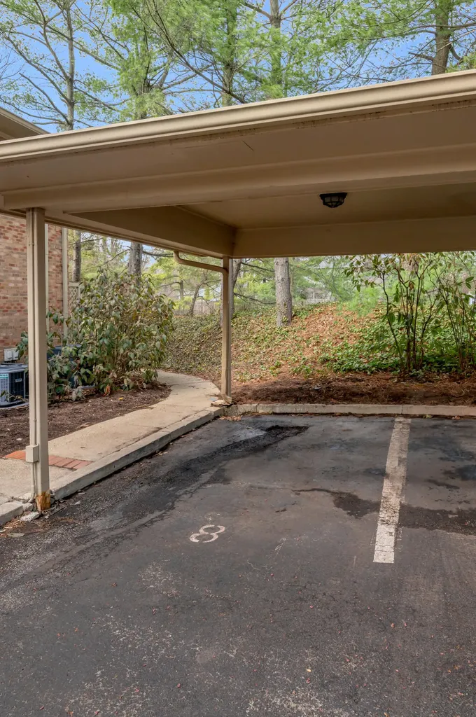 1167 Turkey Foot Road Lexington KY 40502