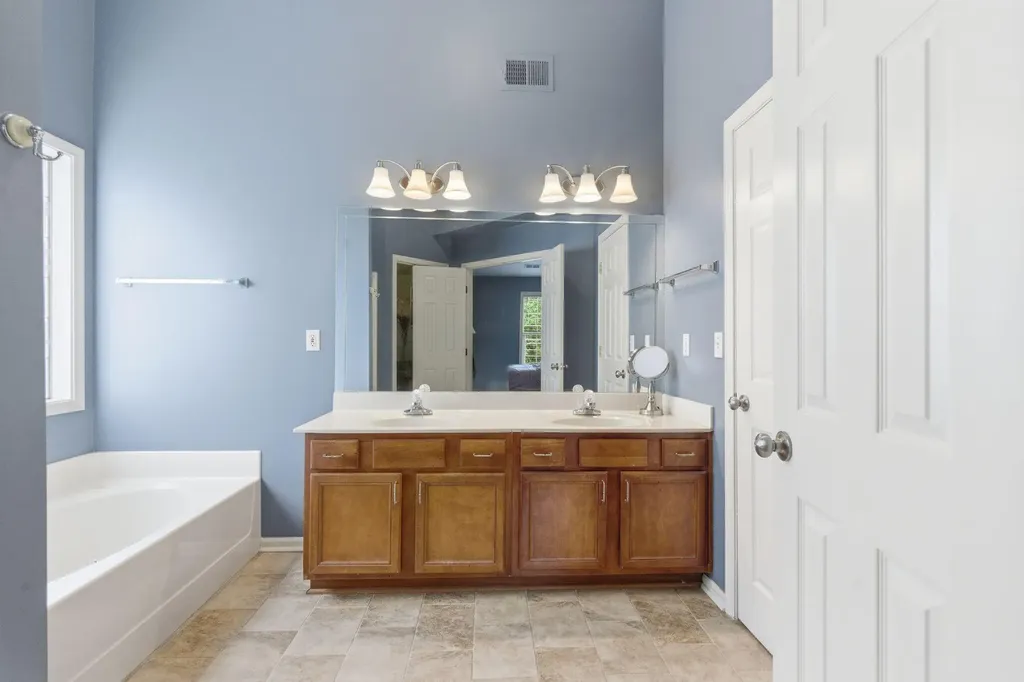 3717 Winthrop Drive Lexington KY 40514
