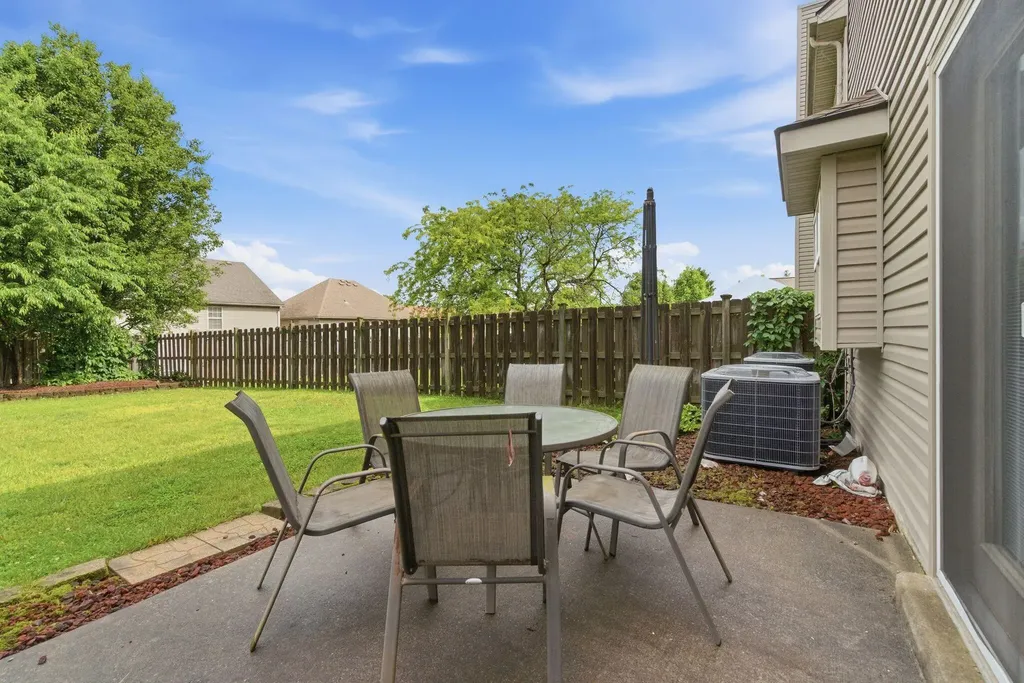 3717 Winthrop Drive Lexington KY 40514