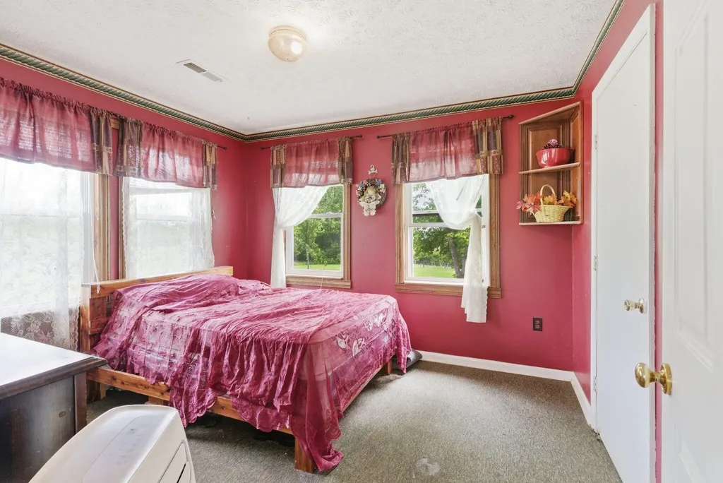 1225 Rooster Run Road Owingsville KY 40360
