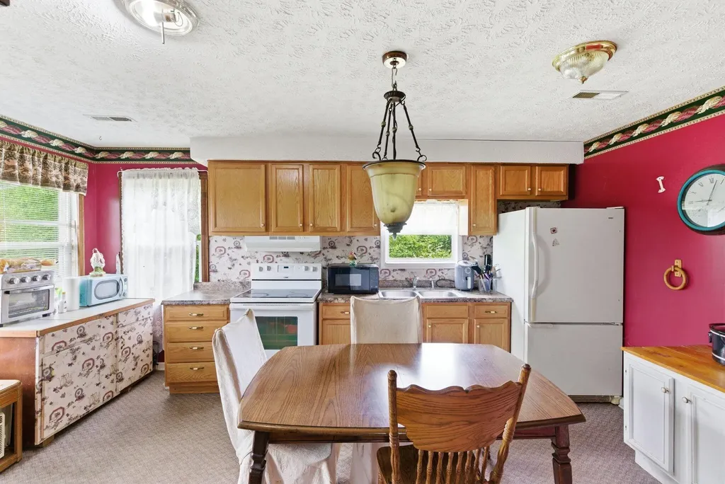 1225 Rooster Run Road Owingsville KY 40360