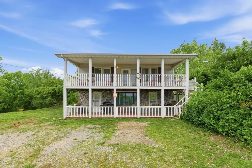 1225 Rooster Run Road Owingsville KY 40360