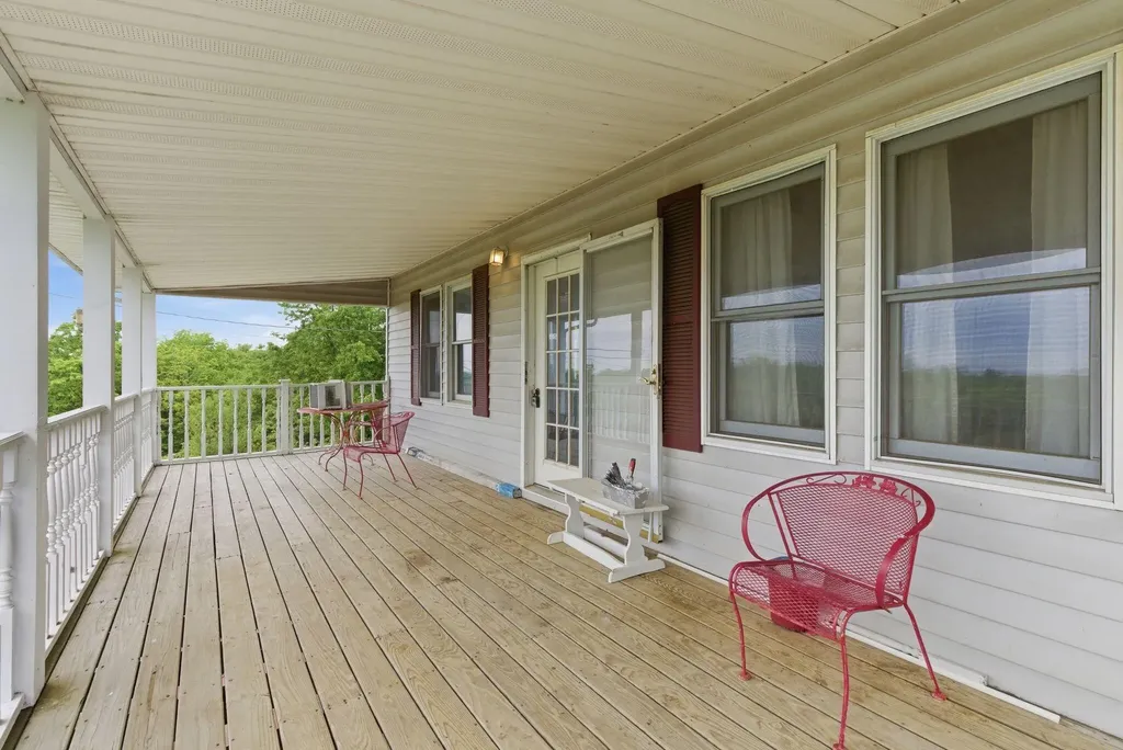 1225 Rooster Run Road Owingsville KY 40360