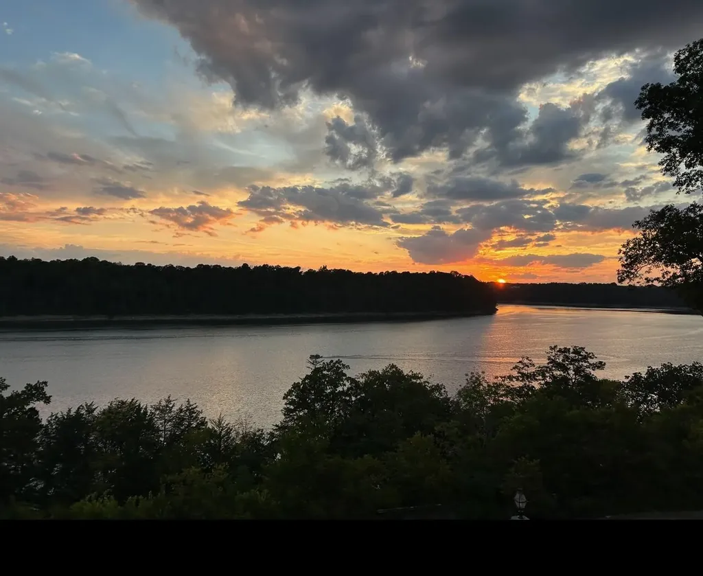275 Lakeview Drive Somerset KY 42503