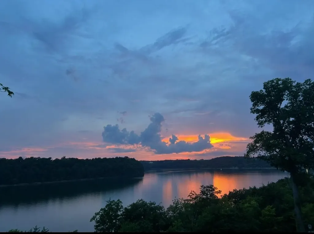 275 Lakeview Drive Somerset KY 42503