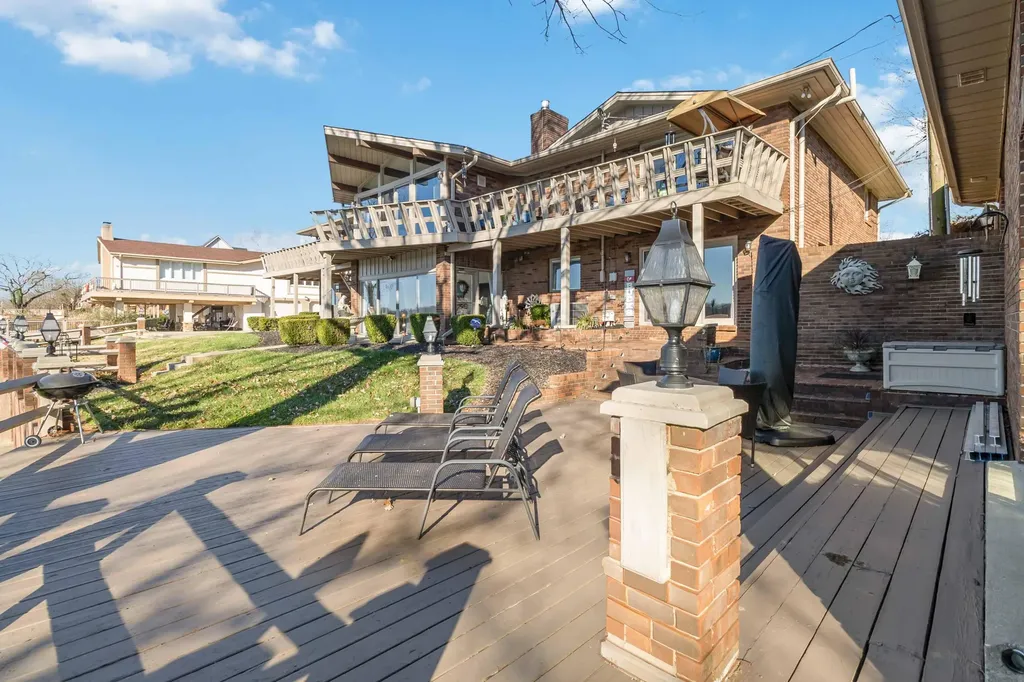 275 Lakeview Drive Somerset KY 42503
