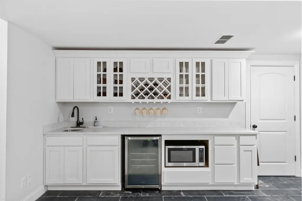 1022 Forest Hill Drive Lawrenceburg KY 40342