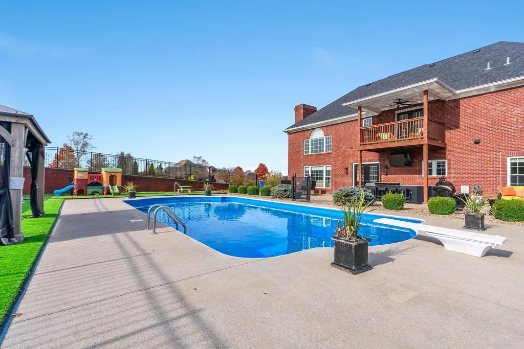 1022 Forest Hill Drive Lawrenceburg KY 40342