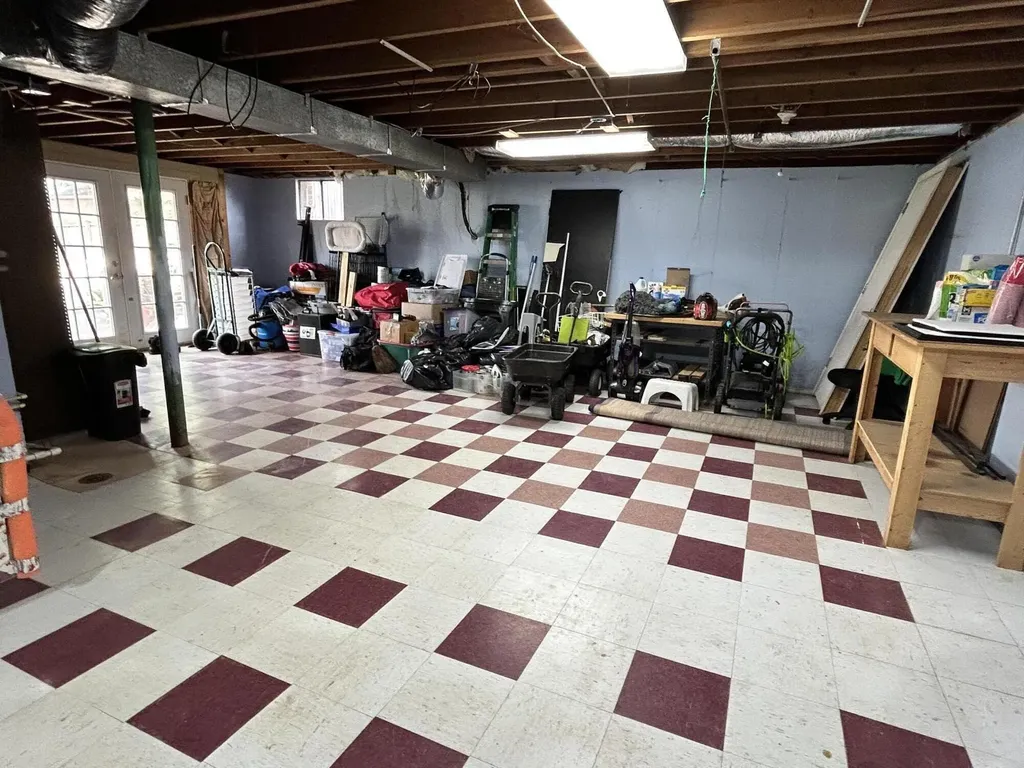 110 Crow Trail Frankfort KY 40601