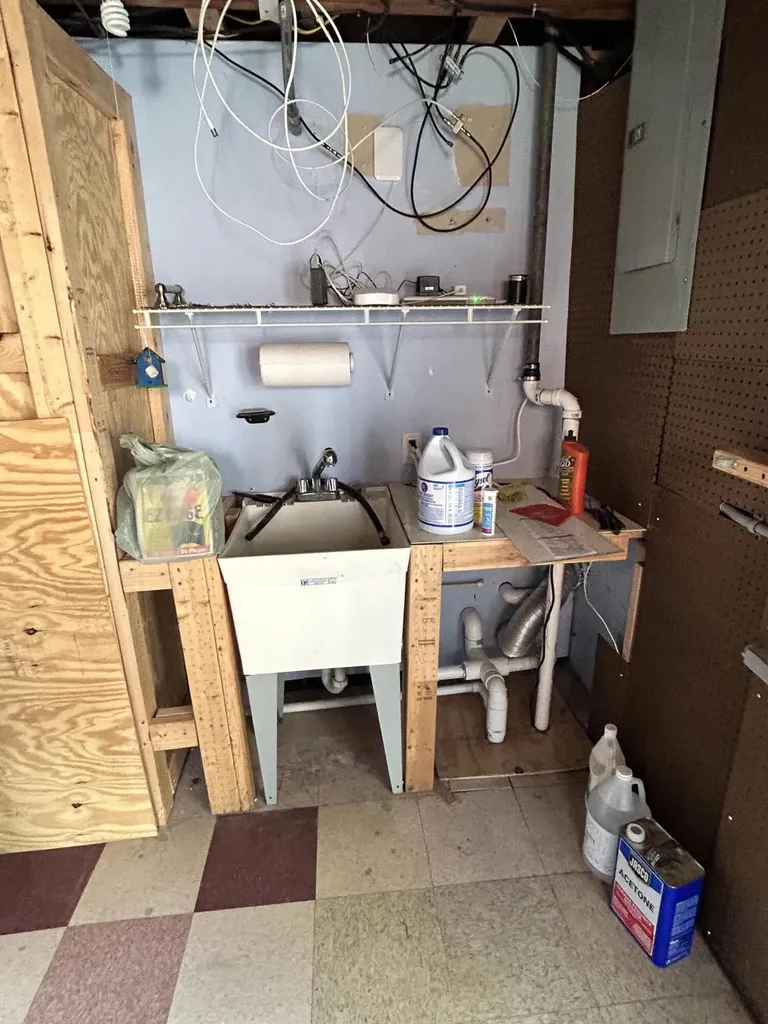 110 Crow Trail Frankfort KY 40601