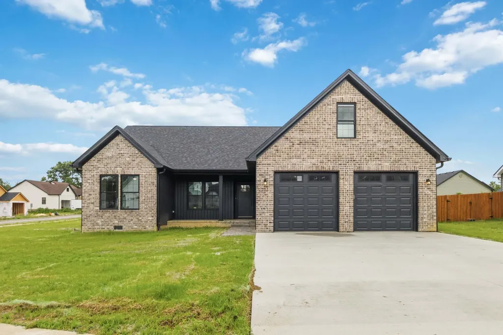 131 Knob View Trace Junction City KY 40440