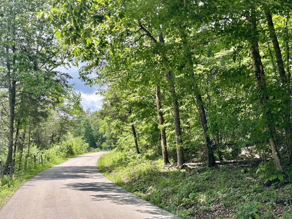 1055 Clay Hill Road Somerset KY 42501